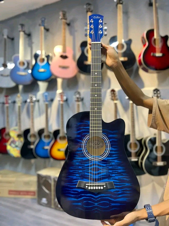 Guitare Acoustique Cutaway